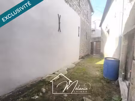 maison de village à rénover avec grange garage avec cour