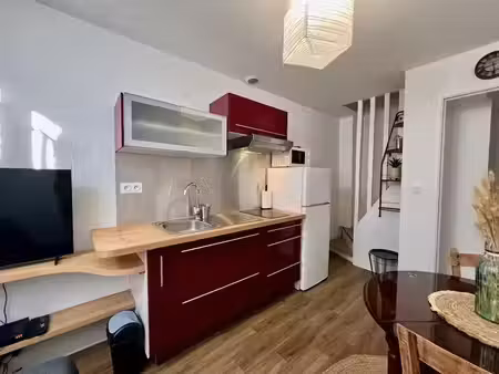 location meublée duplex 2 pièces 33 m² à aire-sur-l'adour (40800)  500 €