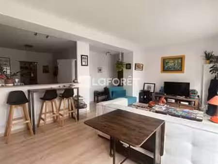 location appartement 3 pièces à perros-guirec (22700) : à louer 3 pièces / 68m² perros-gui