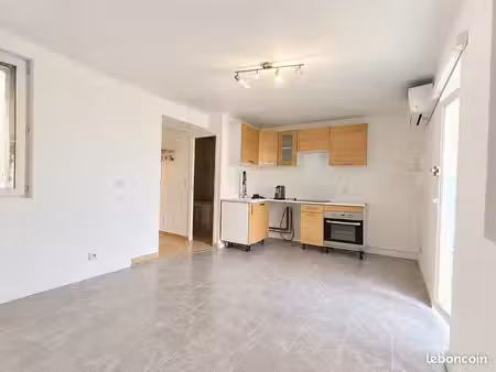 studio 1 pièce 25 m²