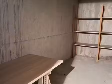 à louer : grande cave saine de 10m² – antibes juan-les-pins