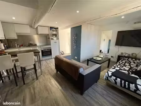 appartement t3 hyper centre orange