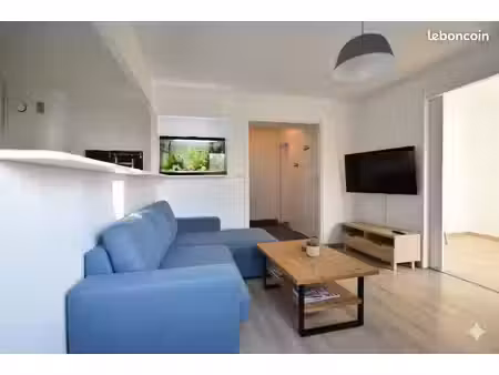 t3 libre de suite de 56m2 lumineux sans vis-à-vis avec loggia