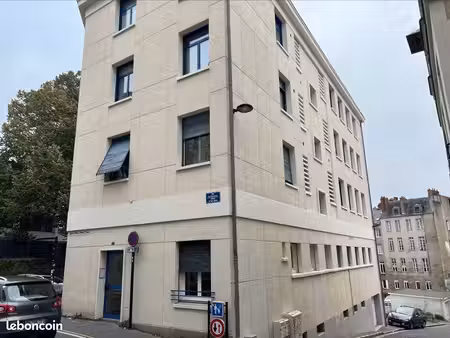 local professionnel quartier graslin  nantes