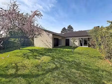 maison 5 pièces 106 m²