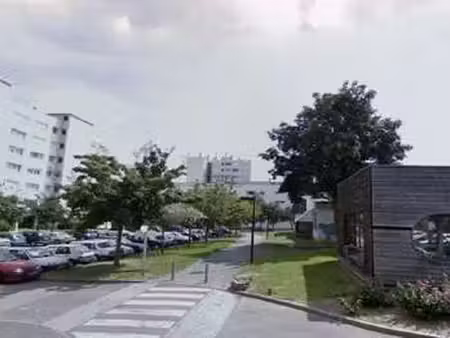 location garage box et parking à hérouville-saint-clair (14200) : à louer / 15m² hérouvill