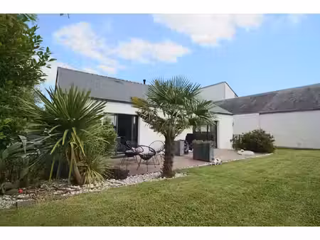 maison de plain pied donges campagne 4 pièces  3 chambres de 103.07 m²  piscine  grand jar