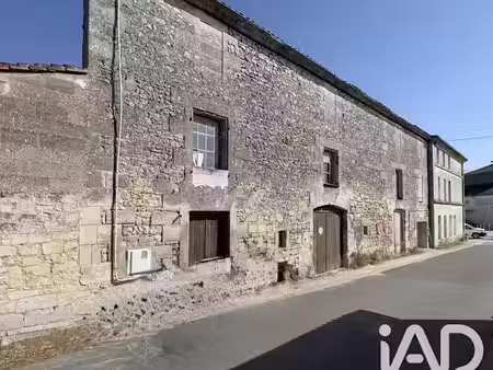 vente ferme 1 pièce 105 m² à châteauneuf-sur-charente (16120)  27 500 €