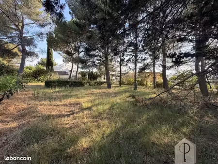 terrain 832 m² aix-en-provence