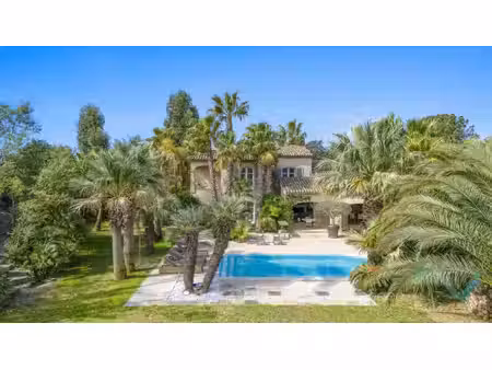 superbe villa 7 pièces avec piscine