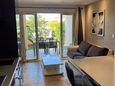 appartement t2 pont royal