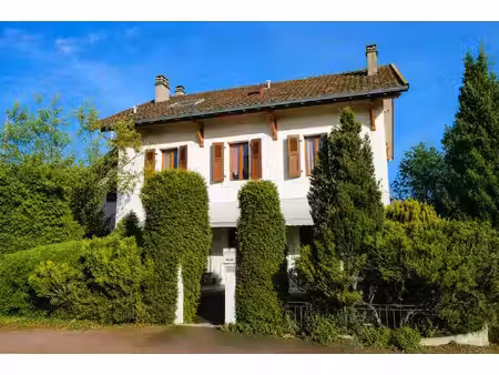 divonne les bains - maison de 164m² à fort potentiel