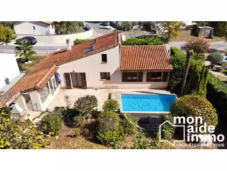 belle maison t5 de 125m² avec piscine