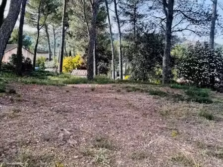 terrain 1 445 m² ventabren