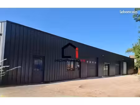 local 900 m² amplepuis