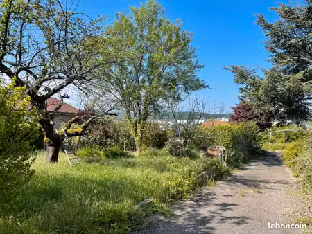 terrain 700 m² grigny