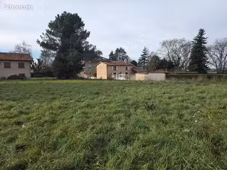 terrain 580 m² marennes