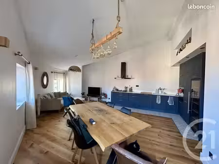 duplex/triplex 4 pièces 101 m²