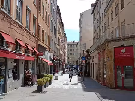 immeuble mixte habitation / commerce en monopropriété  cœur croix rousse