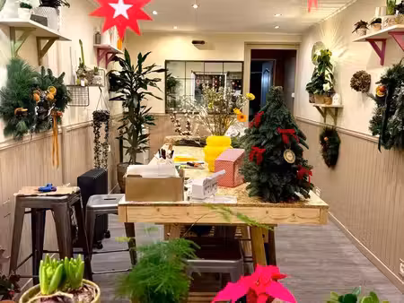 ? à partager – joli local artisanal 29 m² – saint-romain-au-mont-d’or