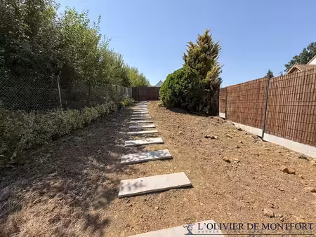 terrain constructible de 246 m²