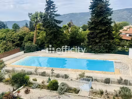 appartement 2 pièces - 53 m²