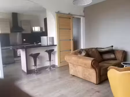 location meublée appartement 2 pièces 47 m² à lyon 8ème (69008)  850 €