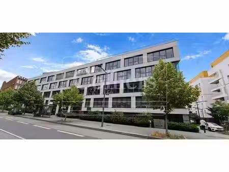 location bureaux 191m² à 915m²