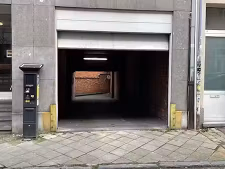 box garage