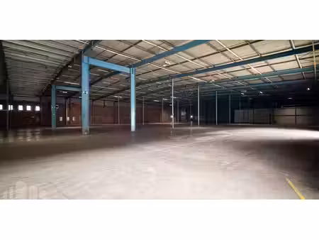 bâtiment d’entreprise à louer à kontich pour € 21.435
