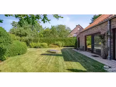 maison à vendre à duisburg pour € 1.075.000 avec 4 chambres à coucher