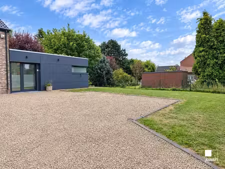 espace professionnel avec terrasse