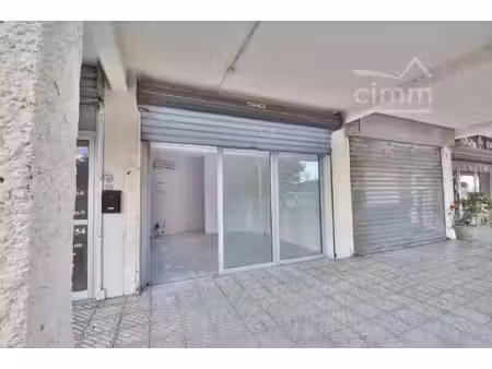 local commercial à louer