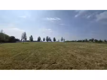 terrain de 1212m² à lessines