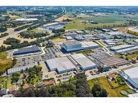 espace d’entrepôt de 1 316 à 11 730 m² à kontich