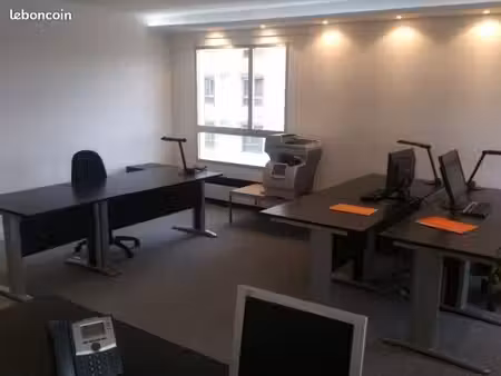 bureaux de 28 m² à place d’italie  paris 13e