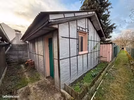 vente parcelle de jardin avec abri corbeil