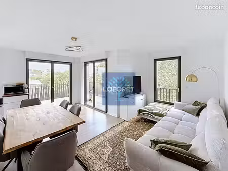 appartement 3 pièces 63 m²