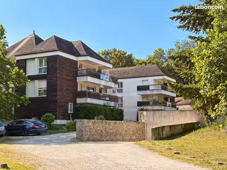 appartement 3 pièces 86 m²