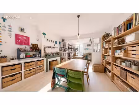 maison 11 pièces 298 m²
