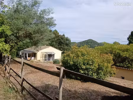 coup de cœur - maison avec 5000 m² de terrain arbore – malbosc 07140