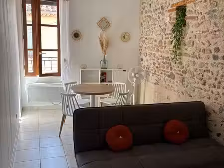 t2 meublé 56 m2 - centre-ville de rivesaltes