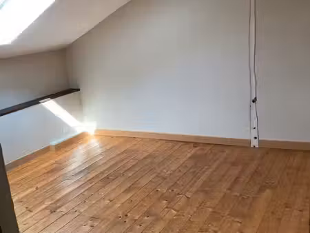maison individuelle rénovée avec cour