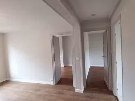 appartement t3 lumineux avec parking