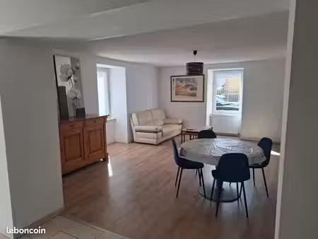 bel appartement f4  renové  danjoutin centre dans une petite copropriété calme