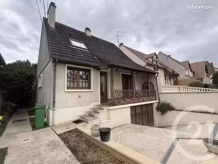 maison 4 pièces 92 m²