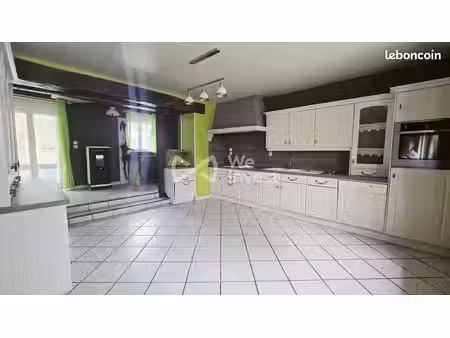 maison 6 pièces 220 m²