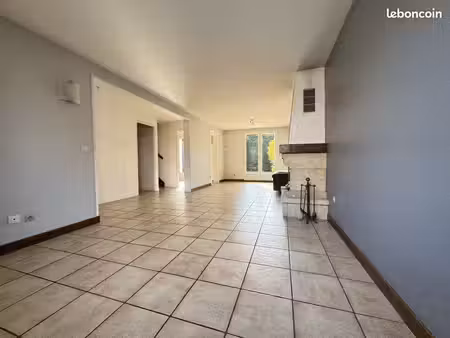 maison 6 pièces 95 m²