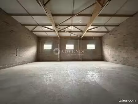 local d'activité 320 m²