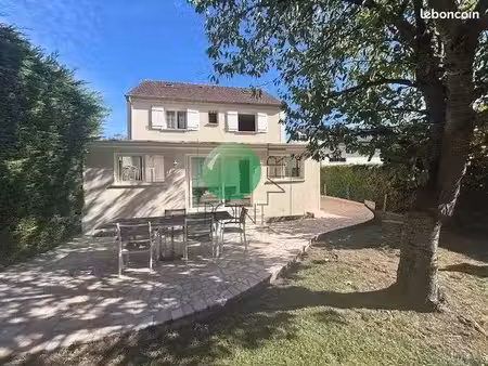 maison 7 pièces 106 m²
